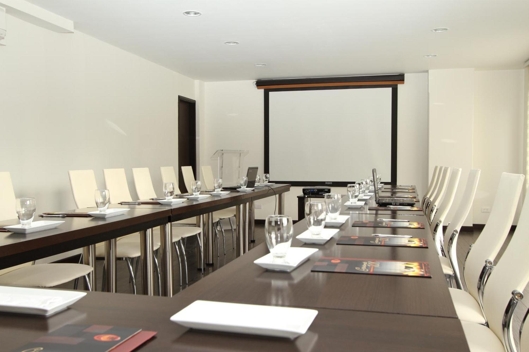 Hotel Suites 108 Bogotá Zewnętrze zdjęcie