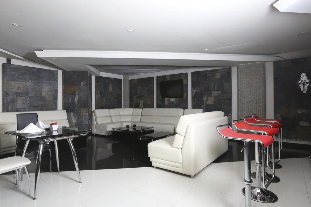 Hotel Suites 108 Bogotá Zewnętrze zdjęcie