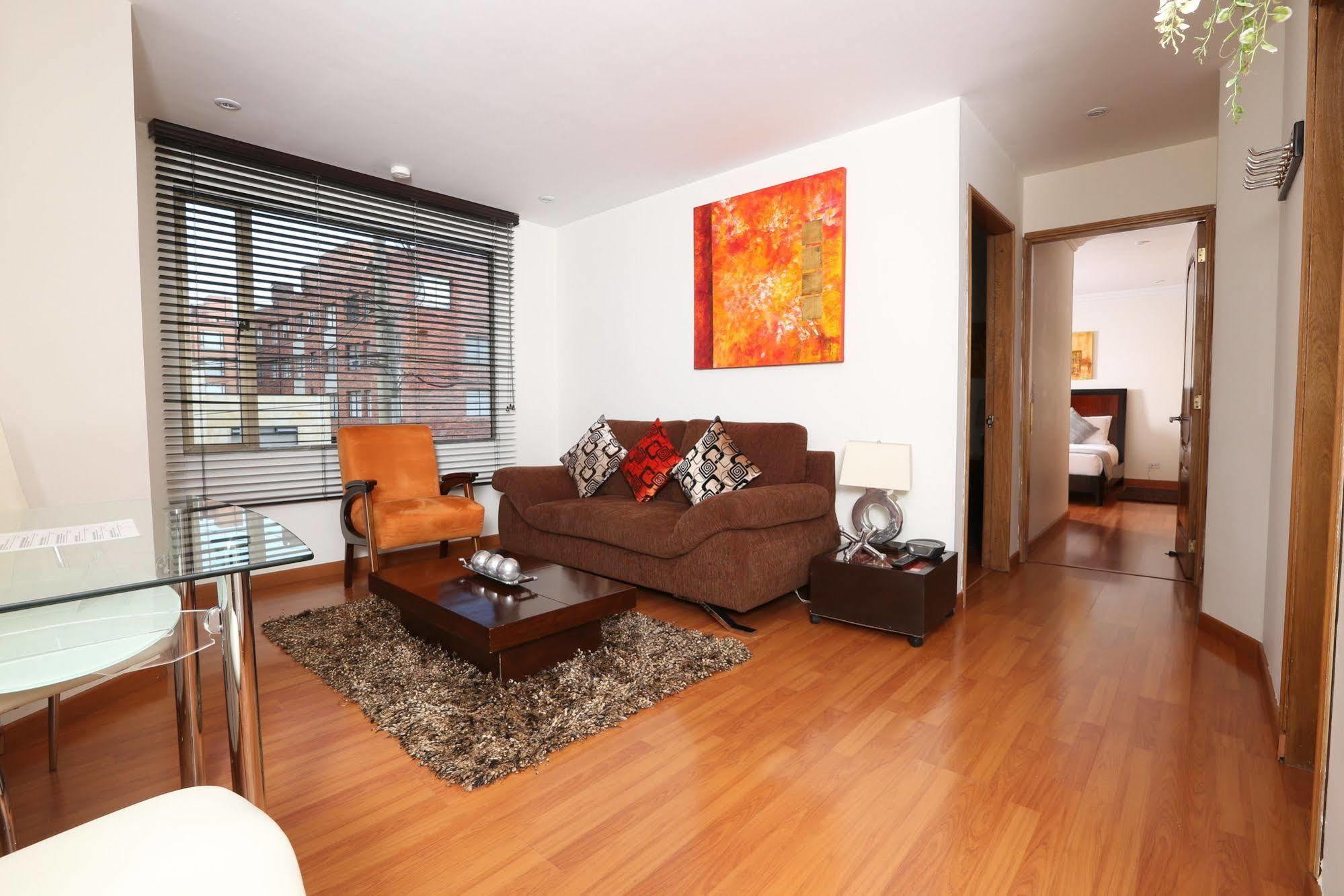 Hotel Suites 108 Bogotá Zewnętrze zdjęcie